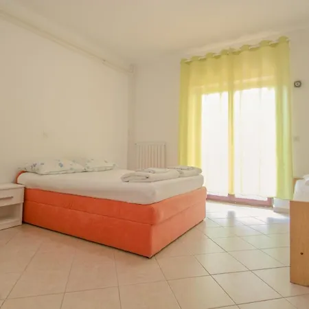 Apartment Adila A42 *